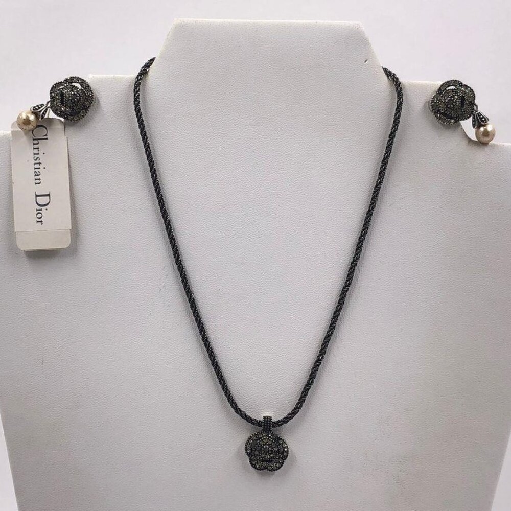 Christian Dior Rhinestone Flower Pendant Antiqued Silver Necklace Earring Set